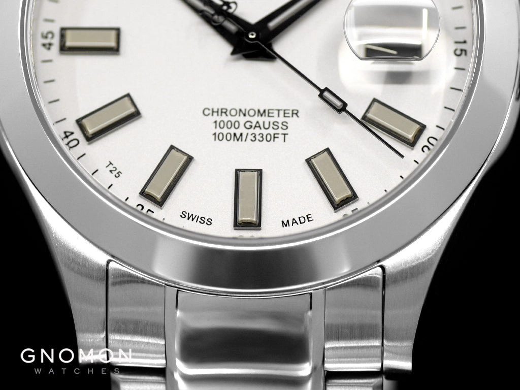 Engineer III Marvelight Chronometer White Ref. NM9026C-S6CJ-WH - 904L Steel