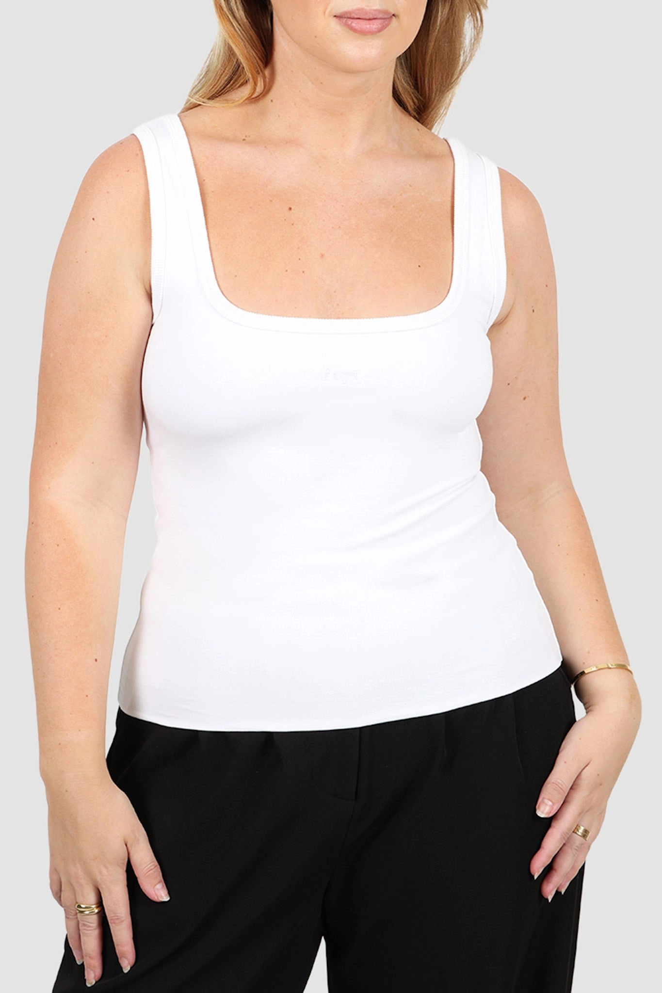 FAYT LOGO TANK ALL WHITE