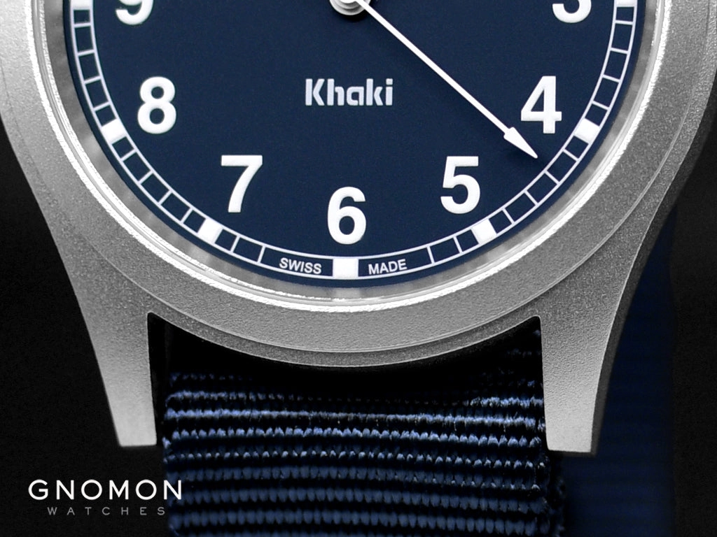 Khaki Field Quartz 38mm Blue Ref. H69401940